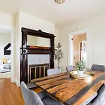 Stay Portland Collection - The Original Portland Mayor Estate - 6 Beds